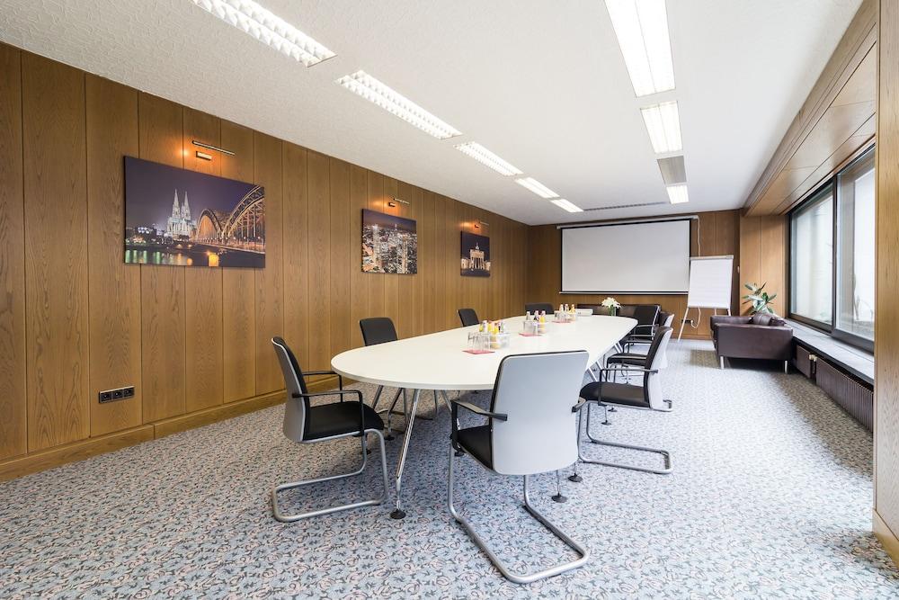 Tagungshotel Hoechster Hof Hotel 3*